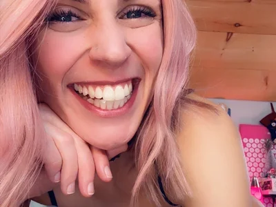 LittleLoftAngel live cam video preview