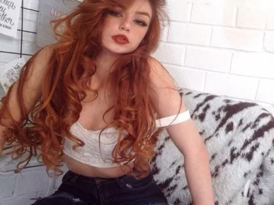 __SARISEXSY__ Average webcam from Turkey