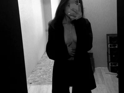 EdytChubb webcam livesex profile in black-eyes cams